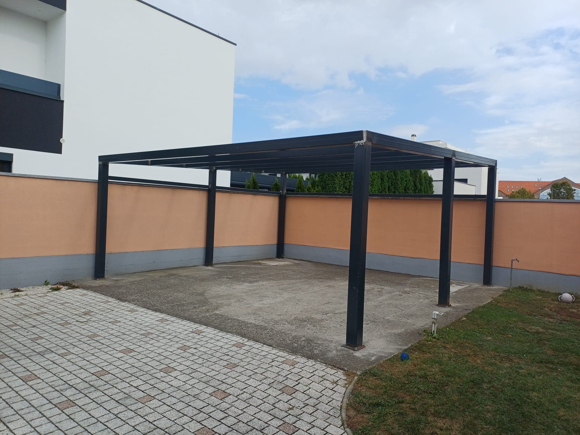 Nadstrešnice