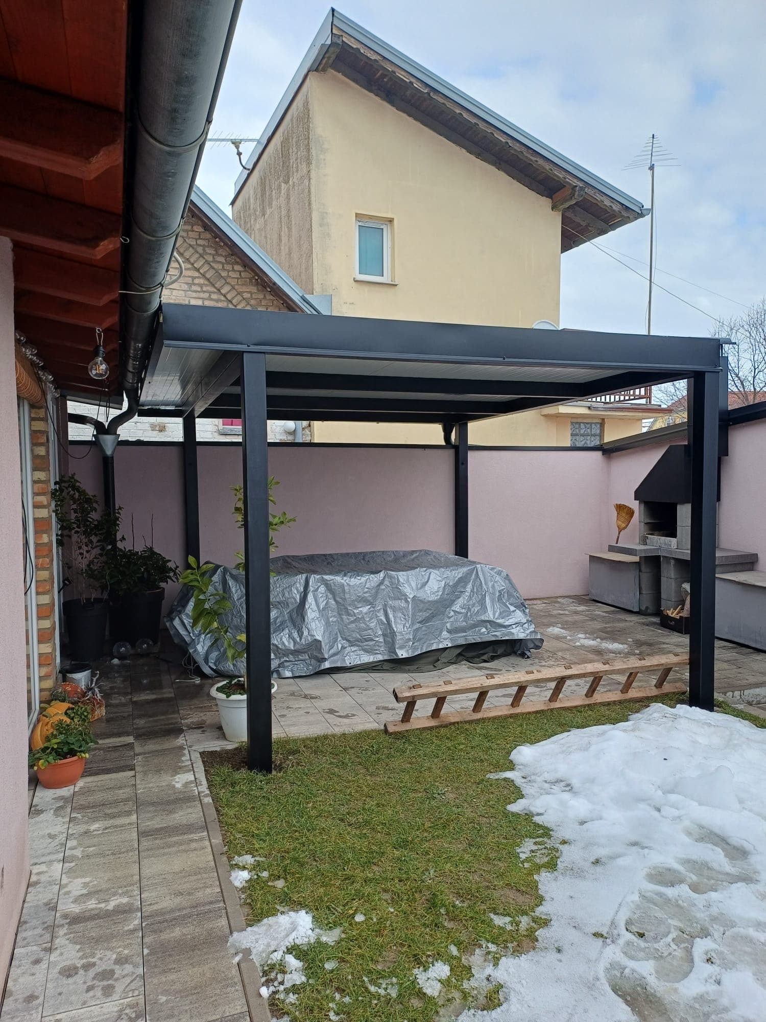 Nadstrešnice